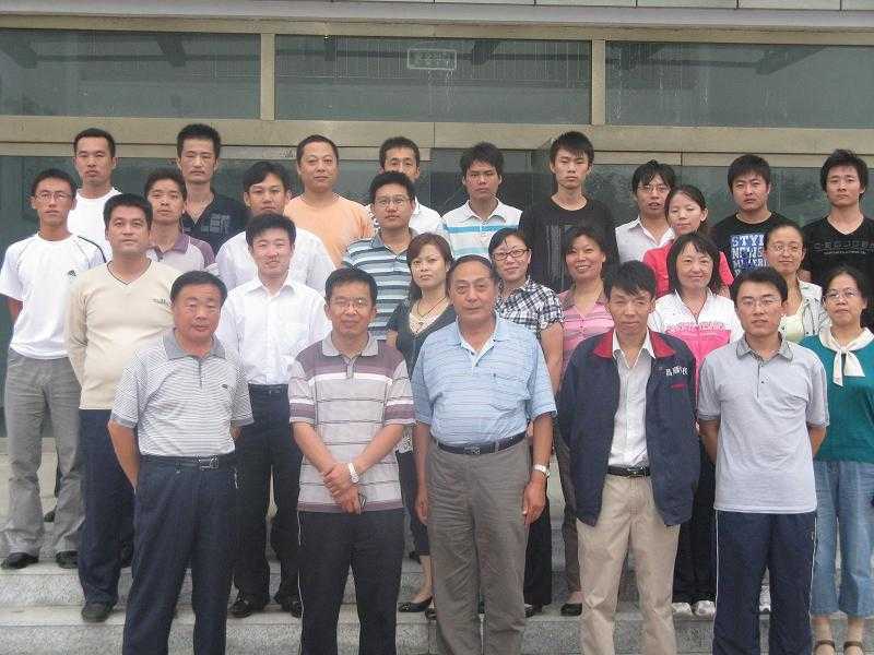 精密铸造工艺技术培训班合影